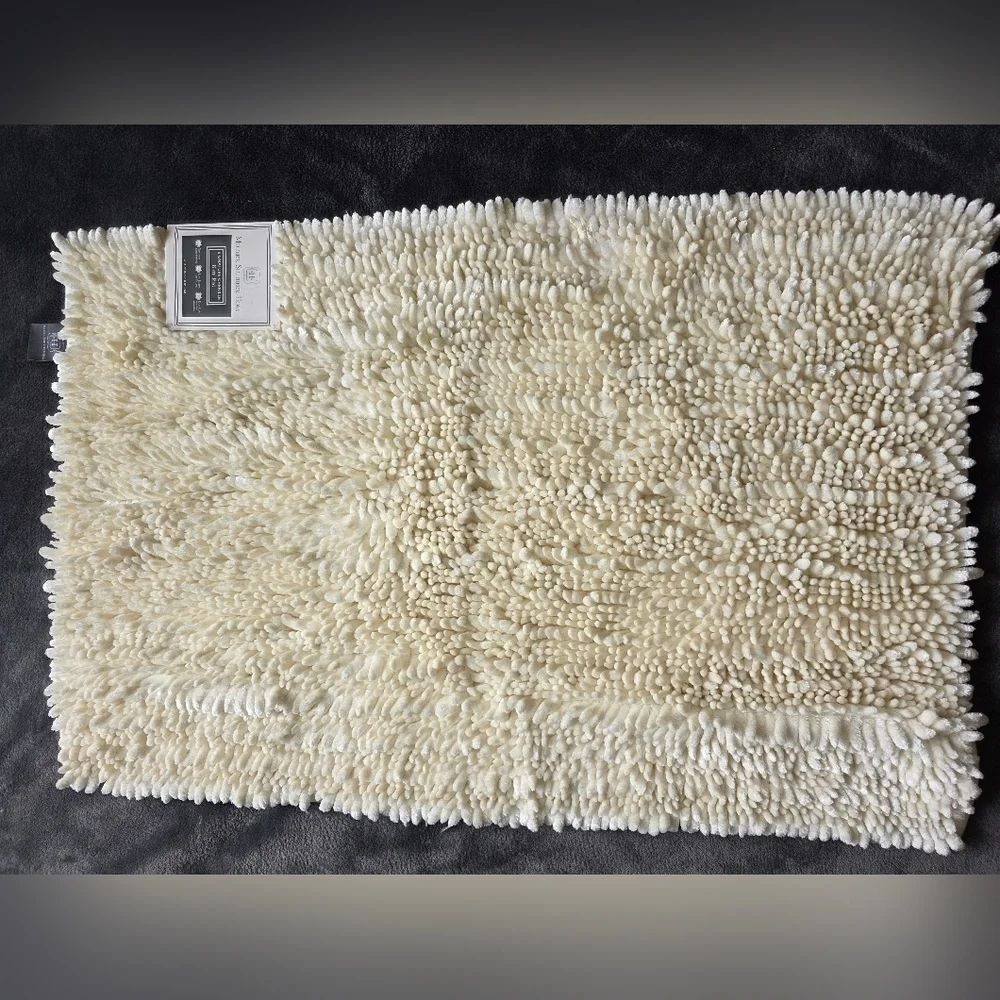 New Plush Chenille Bath Mat: Luxuriously Soft Highly Absorbent Non-Slip 20 × 32